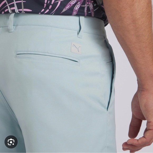 Puma NWT | Dealer Short - Picture 3 of 4